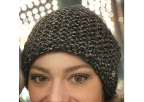 Потеряна шапка зимняя женская чёрно-серебристая